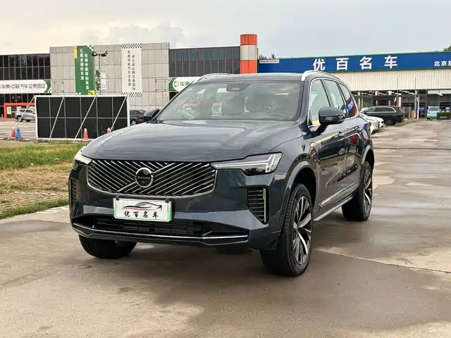 2026 Volvo XC90