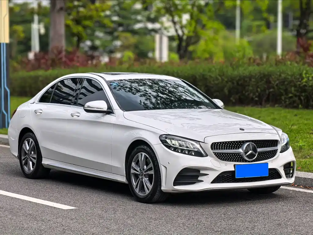 Mercedes-Benz C-Class — миниатюра 4