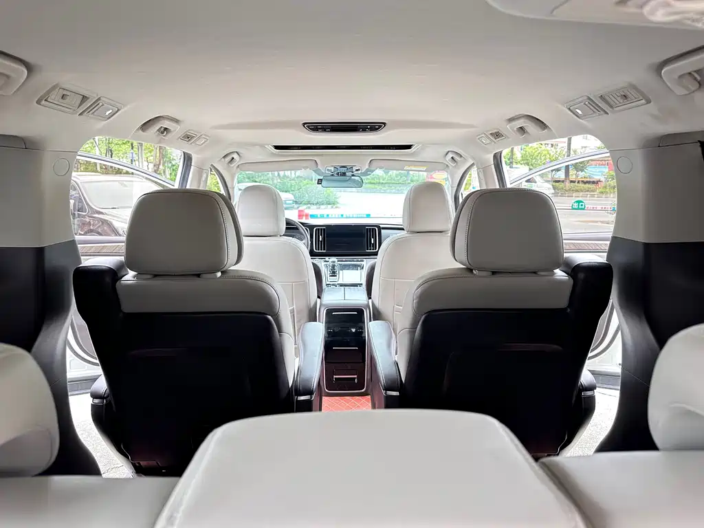 GAC Motor Trumpchi M8 — миниатюра 10