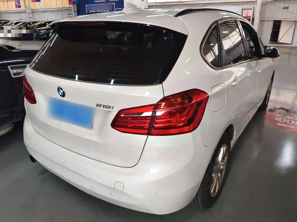 BMW 2 Series Active Tourer (Import) — миниатюра 7