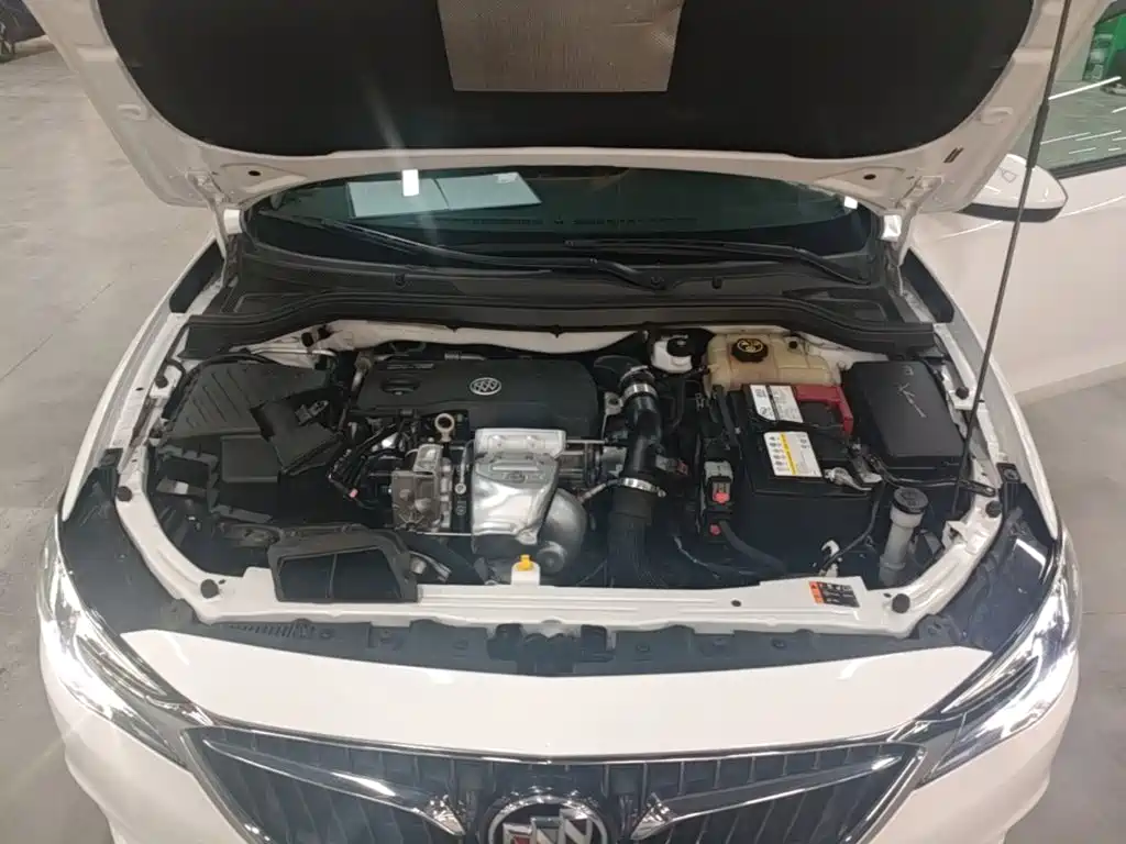 Buick Excelle — миниатюра 20