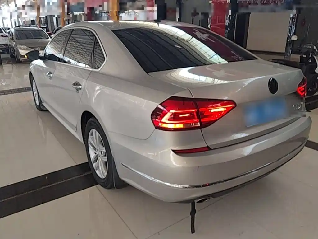 Volkswagen Passat — миниатюра 5