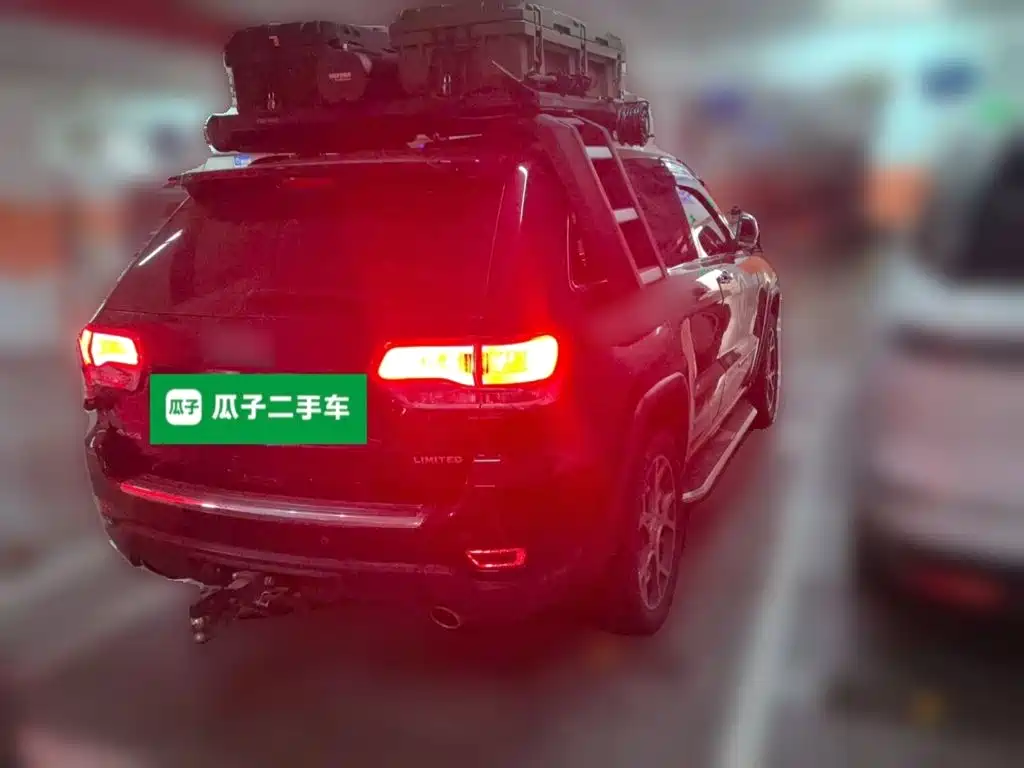 Jeep Grand Cherokee (Import) — миниатюра 4
