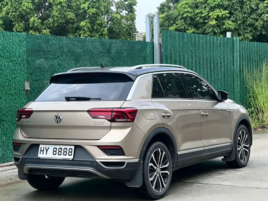 Volkswagen T-Roc 2018 280TSI DSG Comfort V