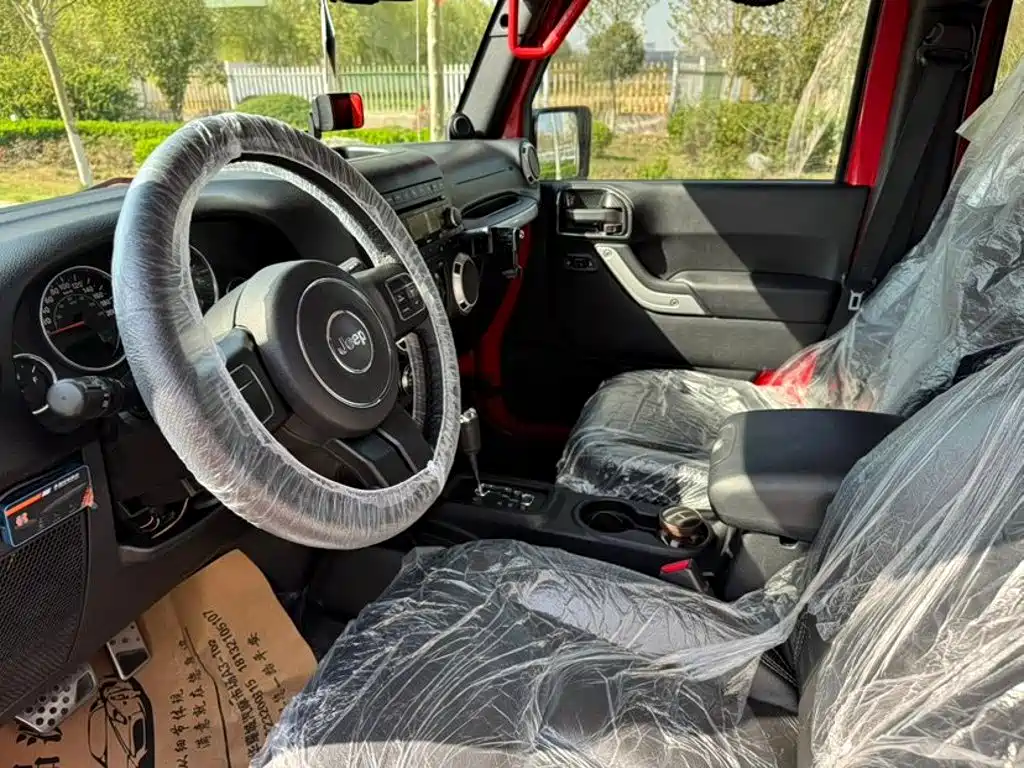 Jeep Wrangler — миниатюра 8