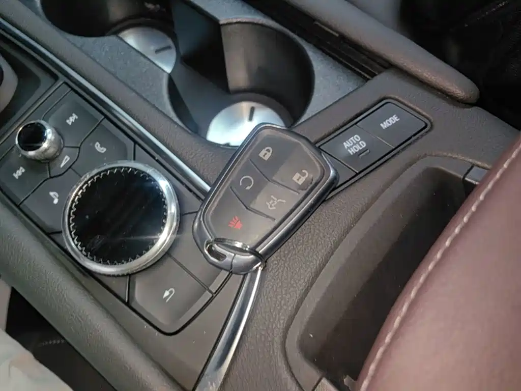 Cadillac XT6 — миниатюра 9