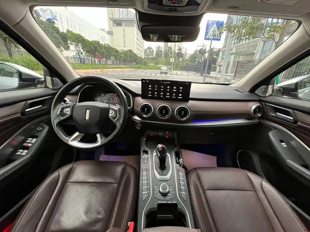 Wey Wey VV6 — миниатюра 5