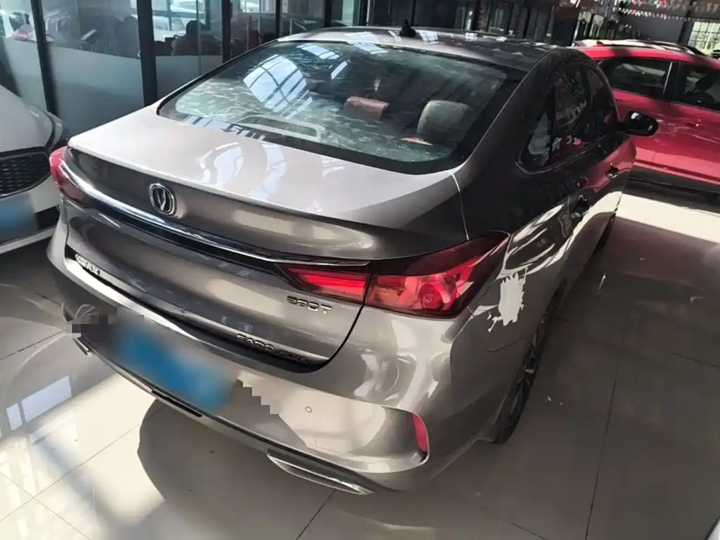 Changan Eado — миниатюра 7
