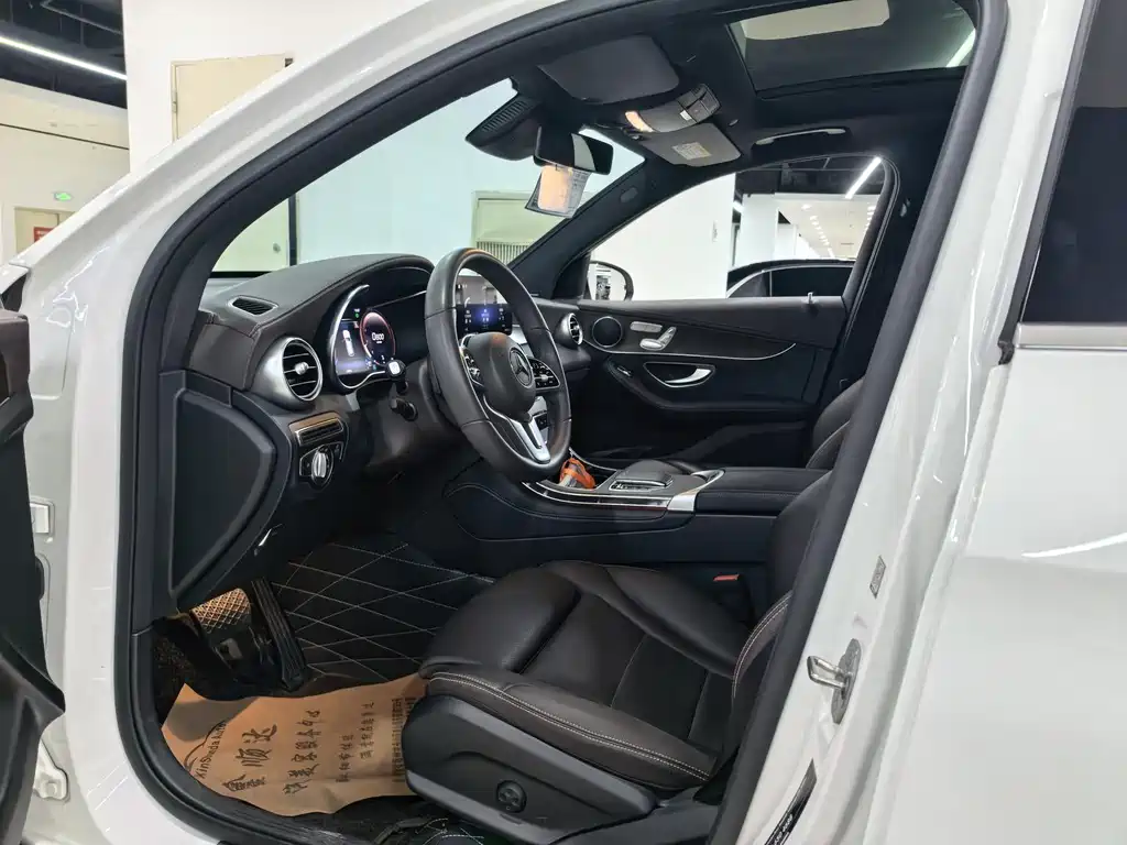 Mercedes-Benz GLC — миниатюра 7