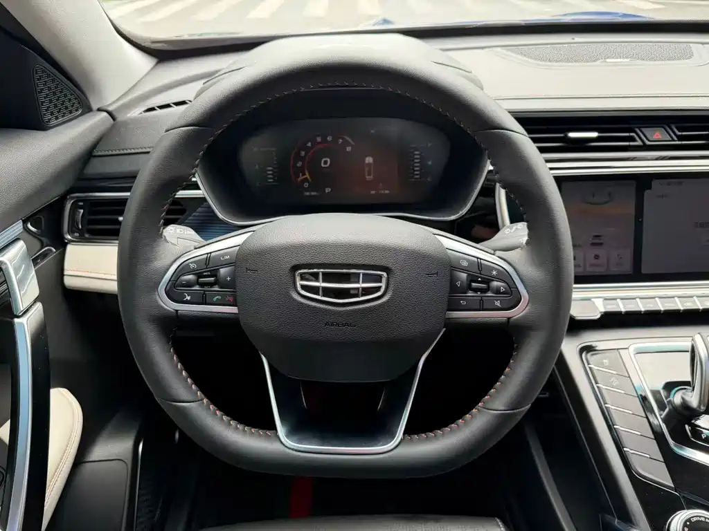 Geely Boyue — миниатюра 13