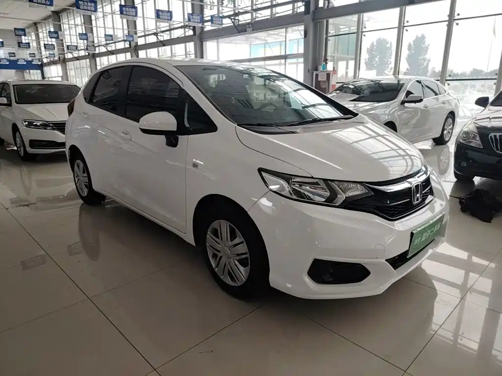 Honda Fit — миниатюра 4