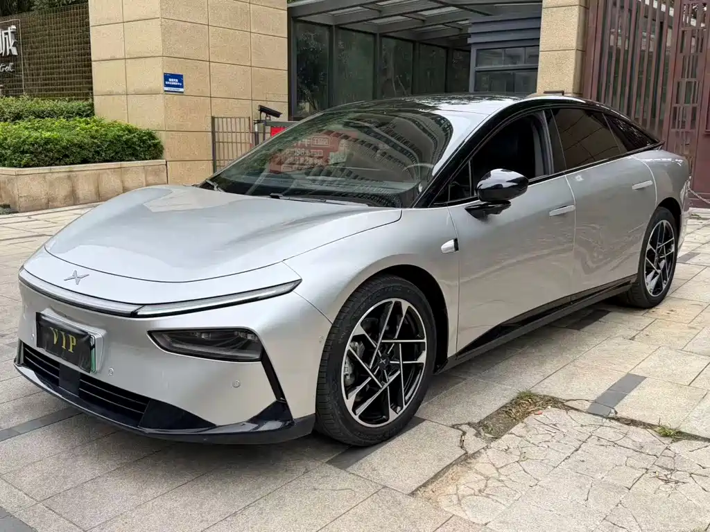 XPeng P7+