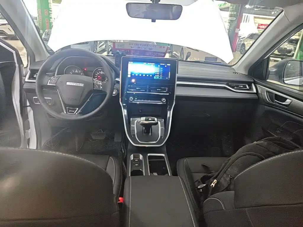 Haval M6 — миниатюра 10