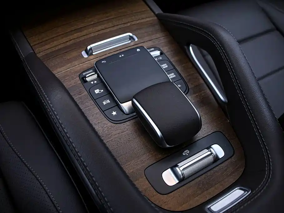 Mercedes-Benz GLS — миниатюра 10