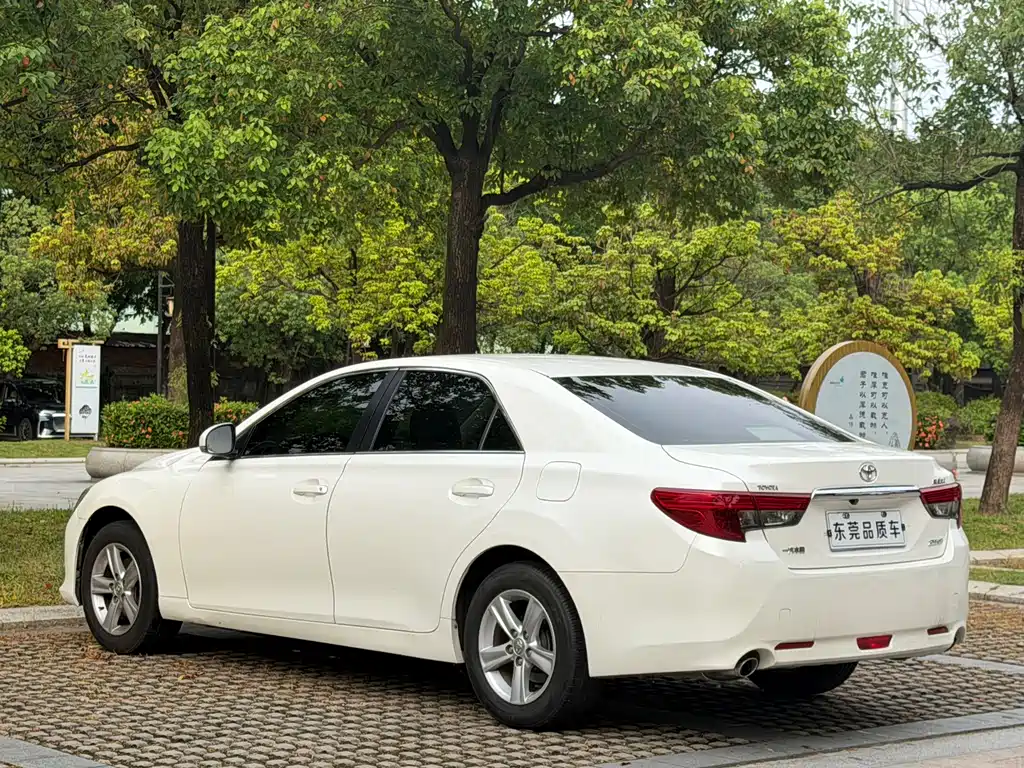 Toyota Reiz 2013 2.5S