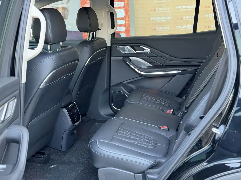 Hongqi Hongqi HS7 PHEV — миниатюра 15