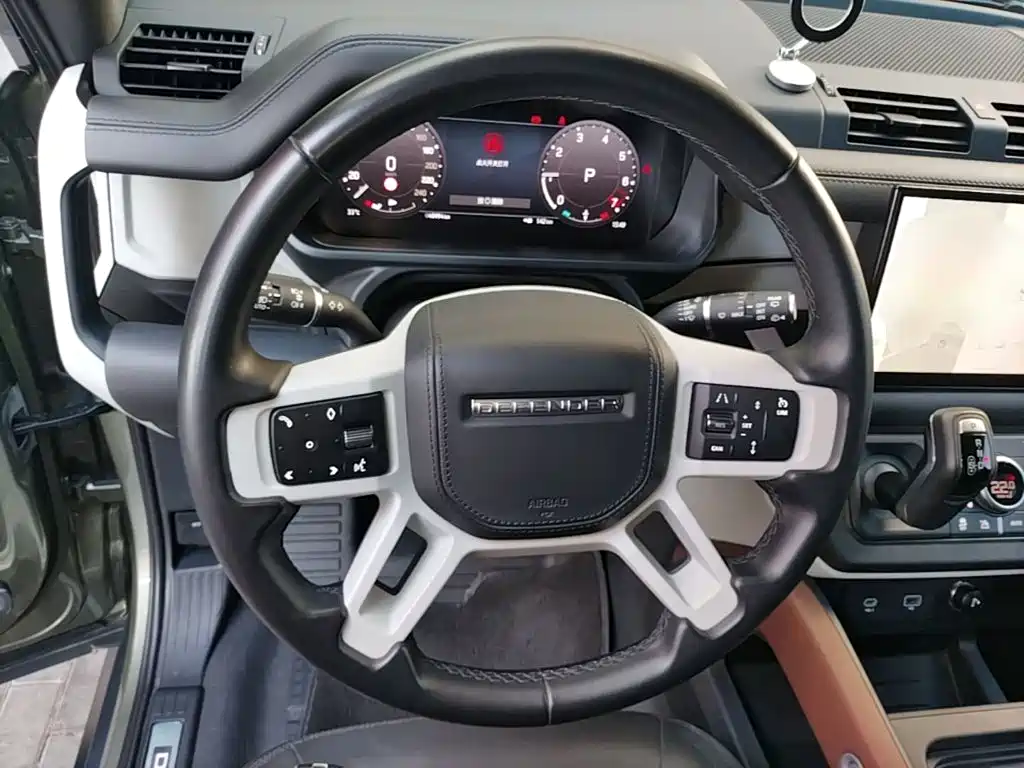 Land Rover Defender — миниатюра 11