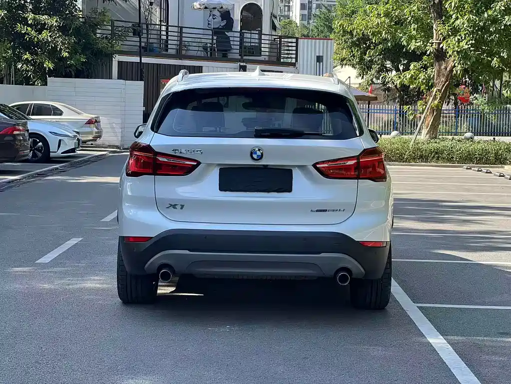 BMW X1 — миниатюра 8