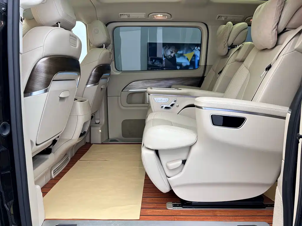 Mercedes-Benz V-Class V 2022 V 260 L Luxury
