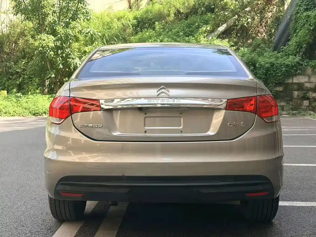 Citroen C4L — миниатюра 9