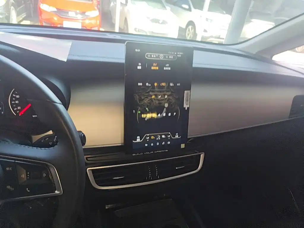 BYD MAX — миниатюра 13