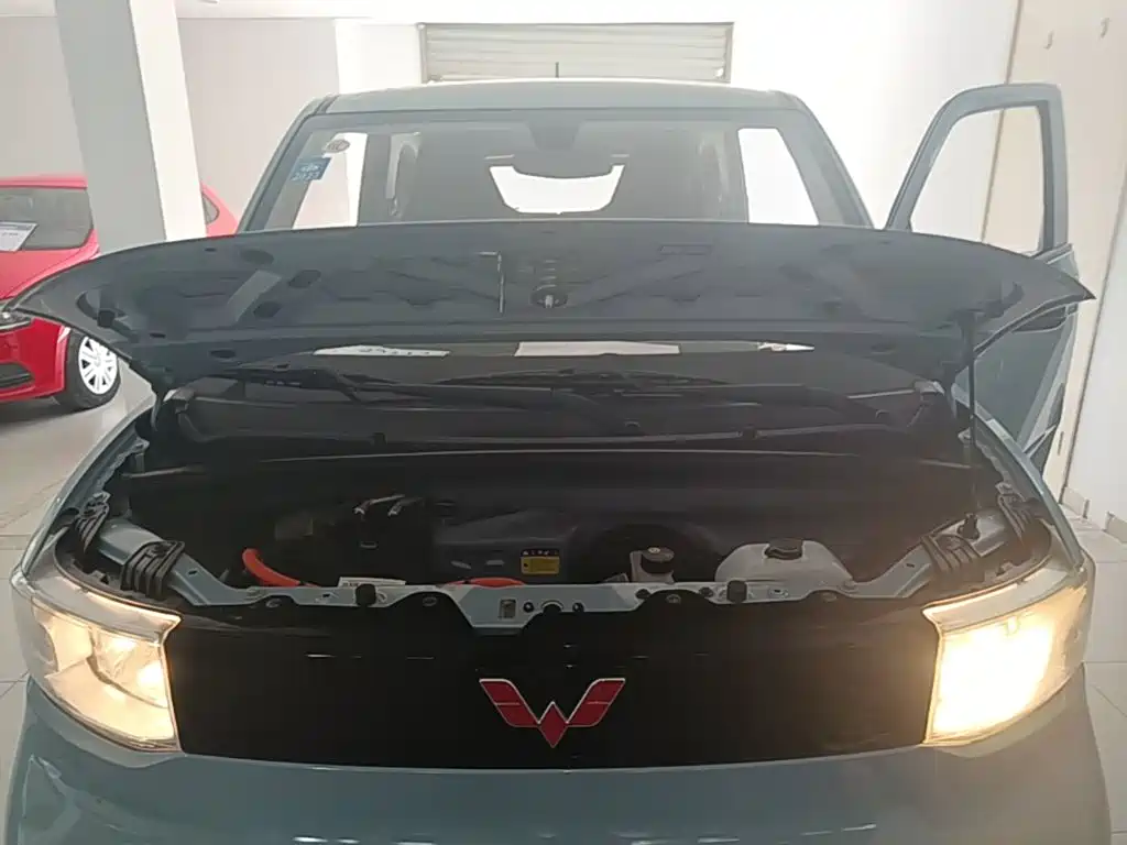 Wuling MINIEV — миниатюра 20
