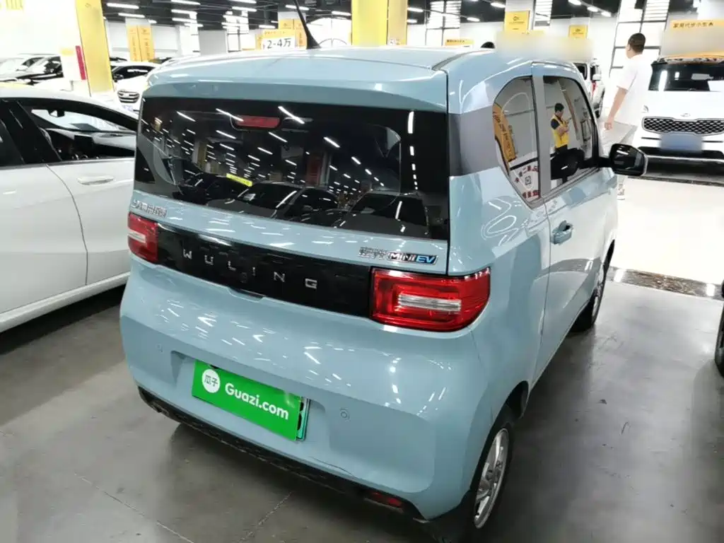 Wuling MINIEV — миниатюра 7