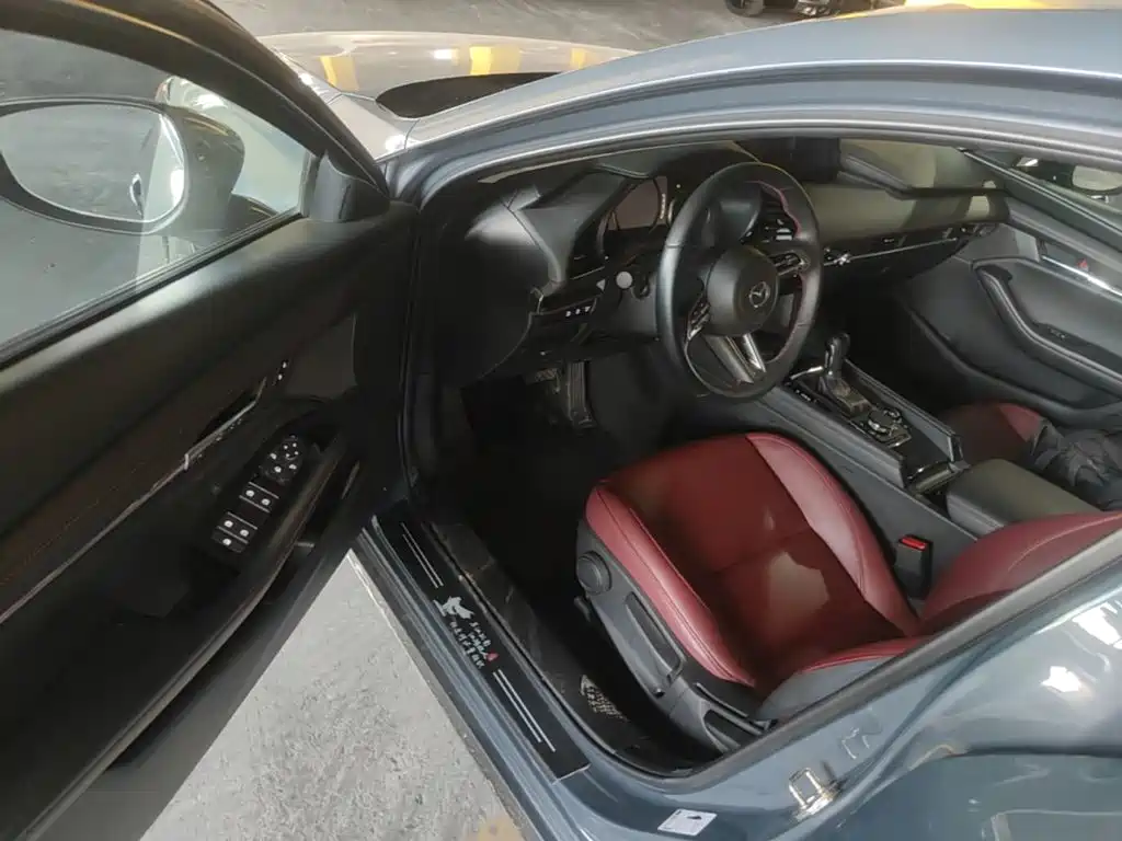 Mazda 3 Axela — миниатюра 16