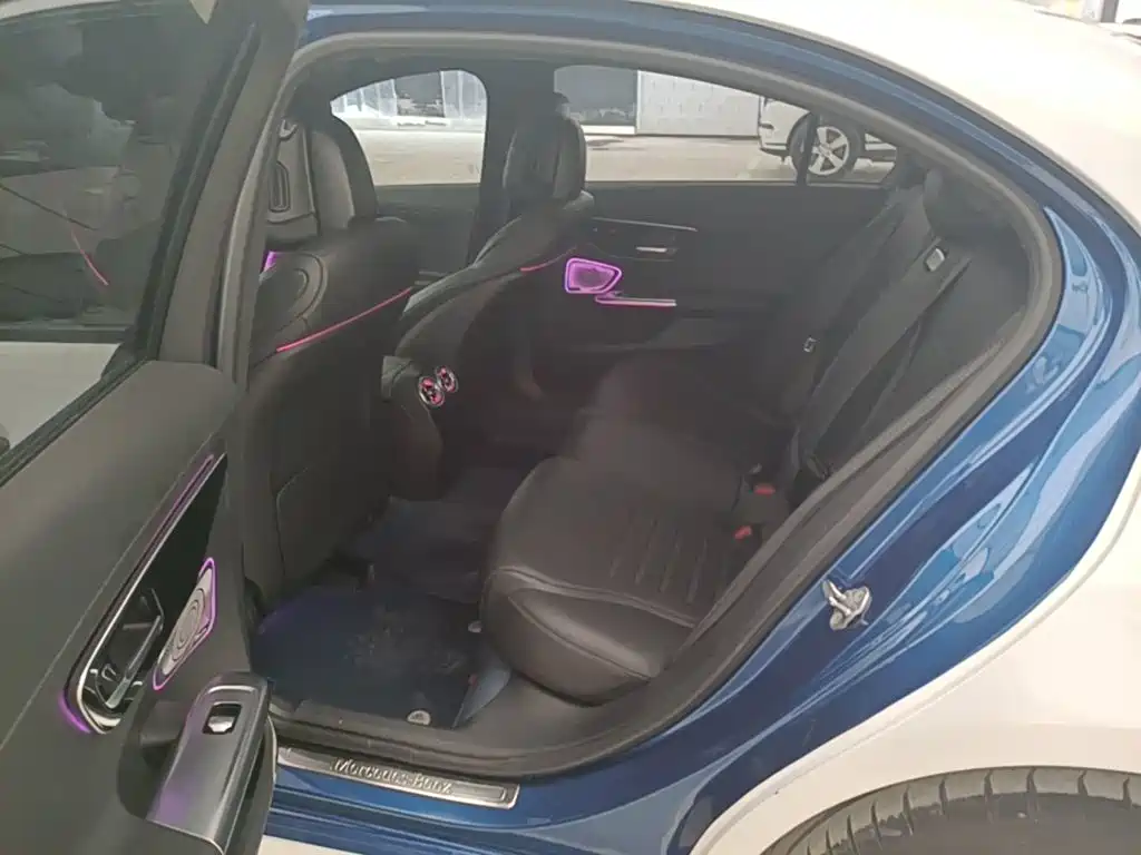 Mercedes-Benz C-Class — миниатюра 17