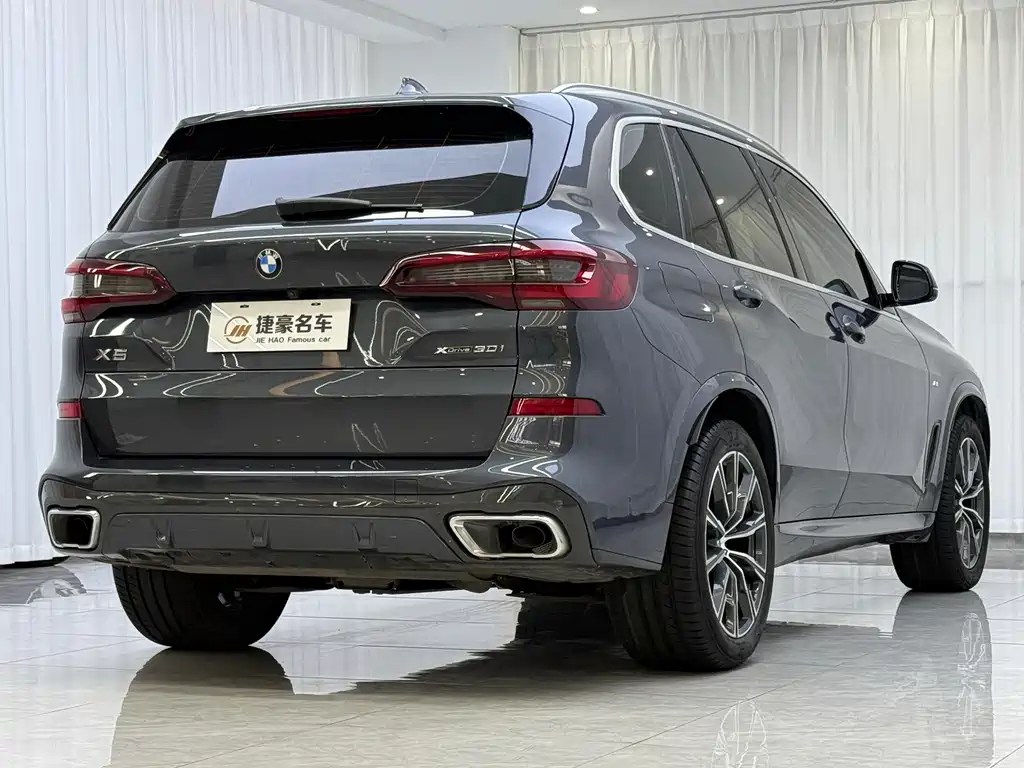 BMW X5 (Import) — миниатюра 15