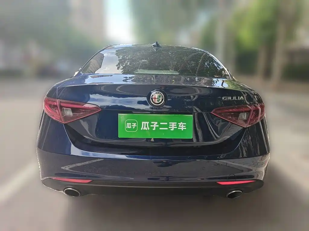Alfa Romeo Giulia — миниатюра 3