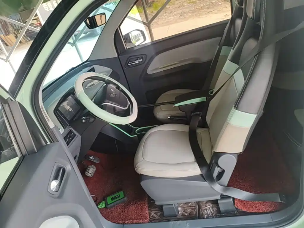 Wuling MINIEV — миниатюра 15