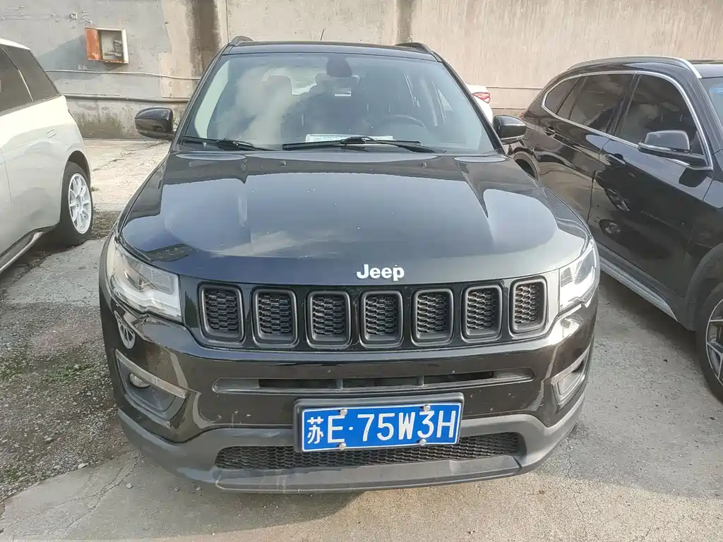 Купить Jeep Compass