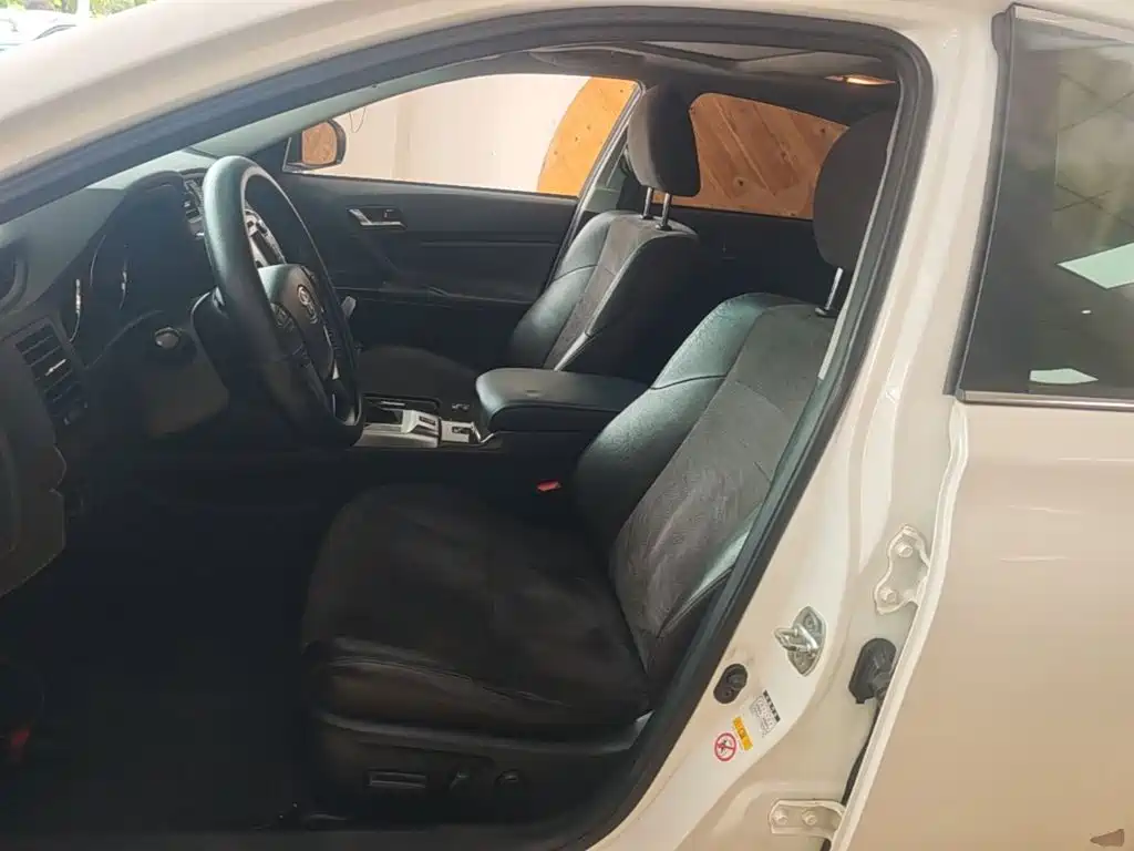Toyota Reiz — миниатюра 15