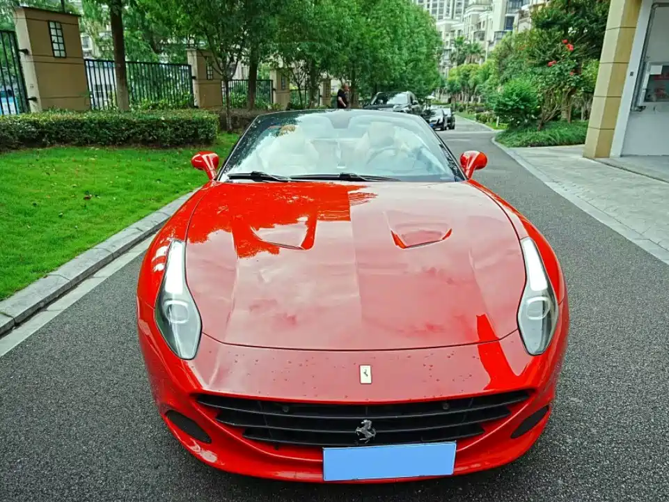 Ferrari California T 2015 3.9T