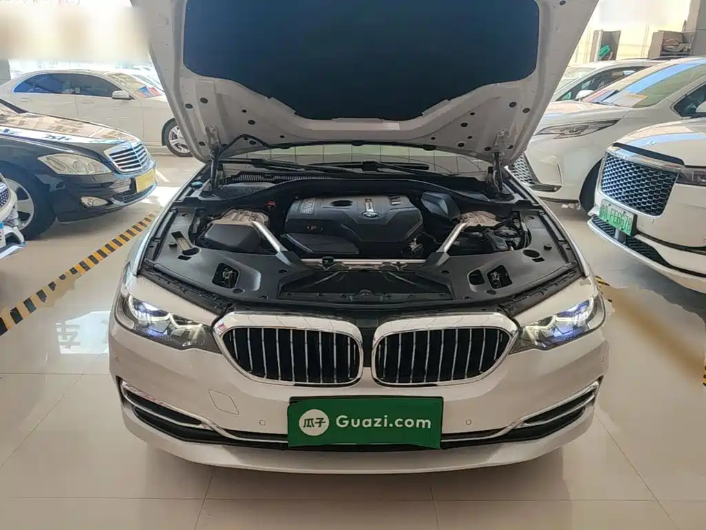 BMW 5 Series — миниатюра 20