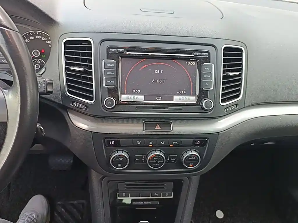 Volkswagen Sharan — миниатюра 13