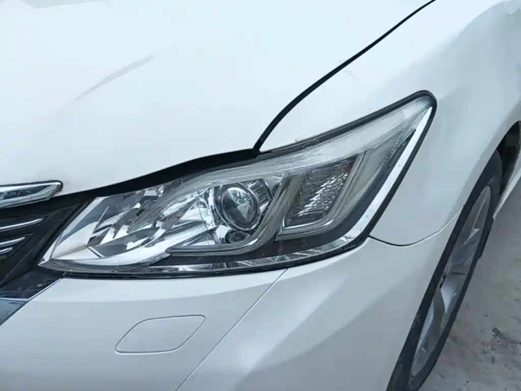 Toyota Crown — миниатюра 24