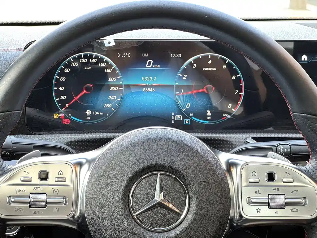 Mercedes-Benz CLA (Import) — миниатюра 9