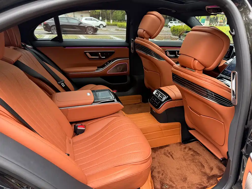 Mercedes-Benz S-Class — миниатюра 19