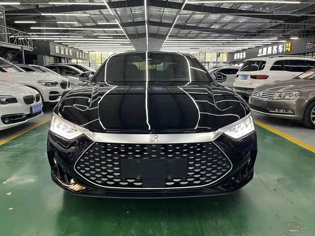 BYD Han — миниатюра 2