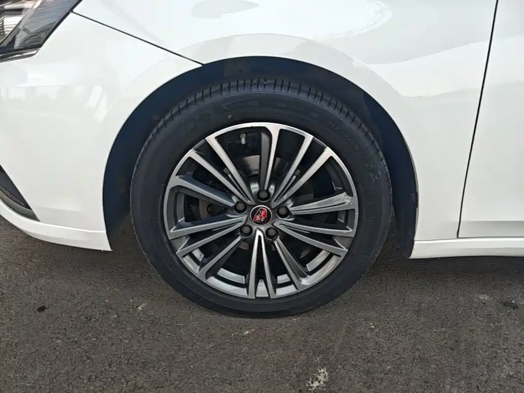 Roewe Roewe i6 Classic — миниатюра 23