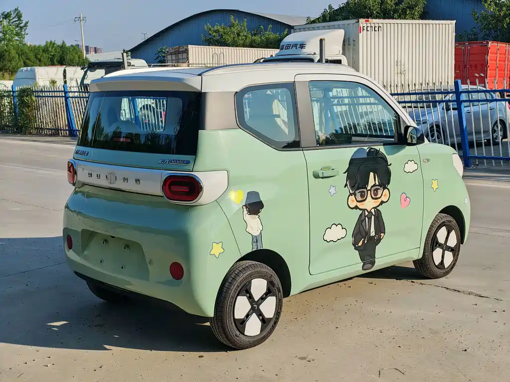 Wuling MINIEV — миниатюра 9