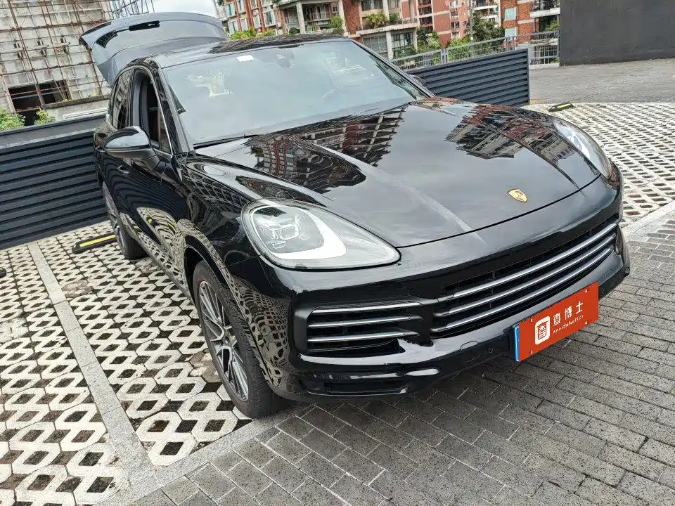 Porsche Cayenne — миниатюра 2