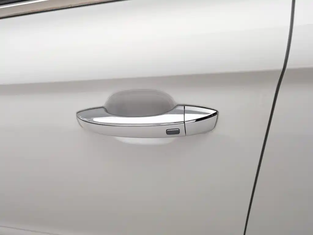 Roewe i5 — миниатюра 18