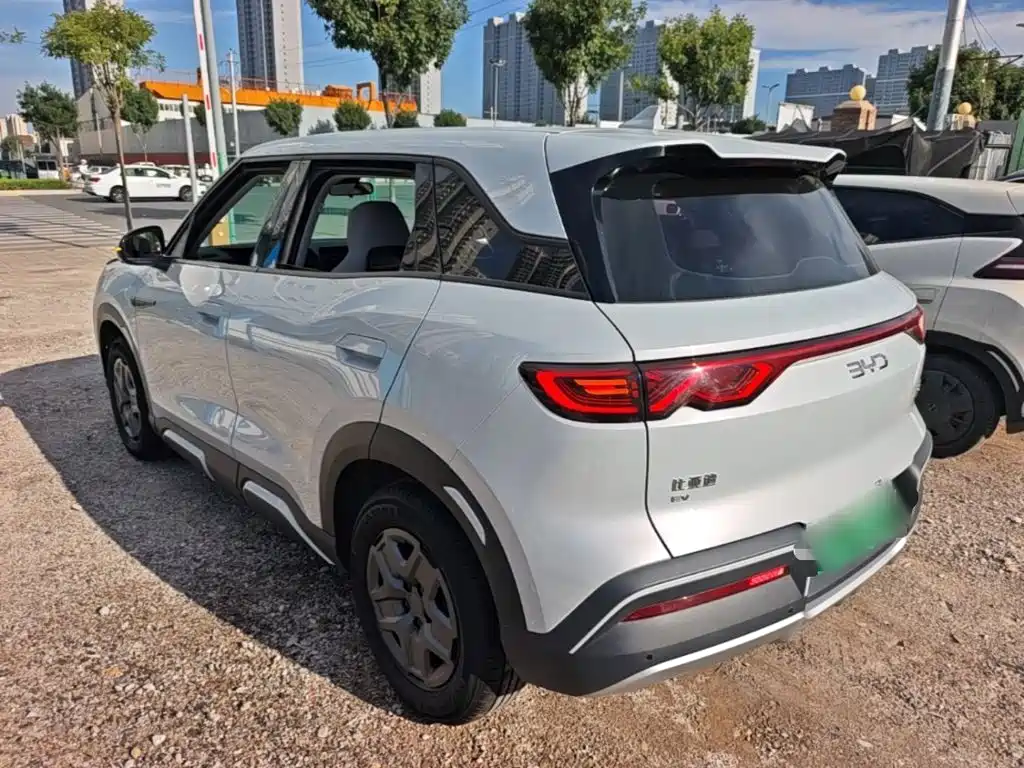 BYD Yuan UP — миниатюра 5