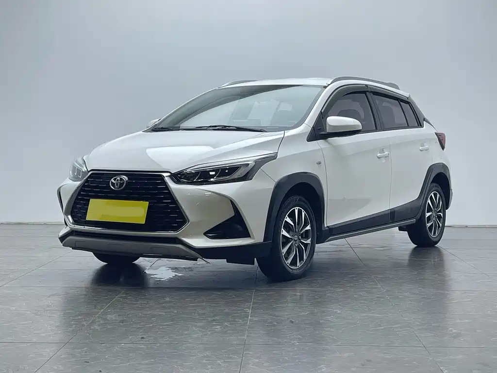 Toyota Yaris L