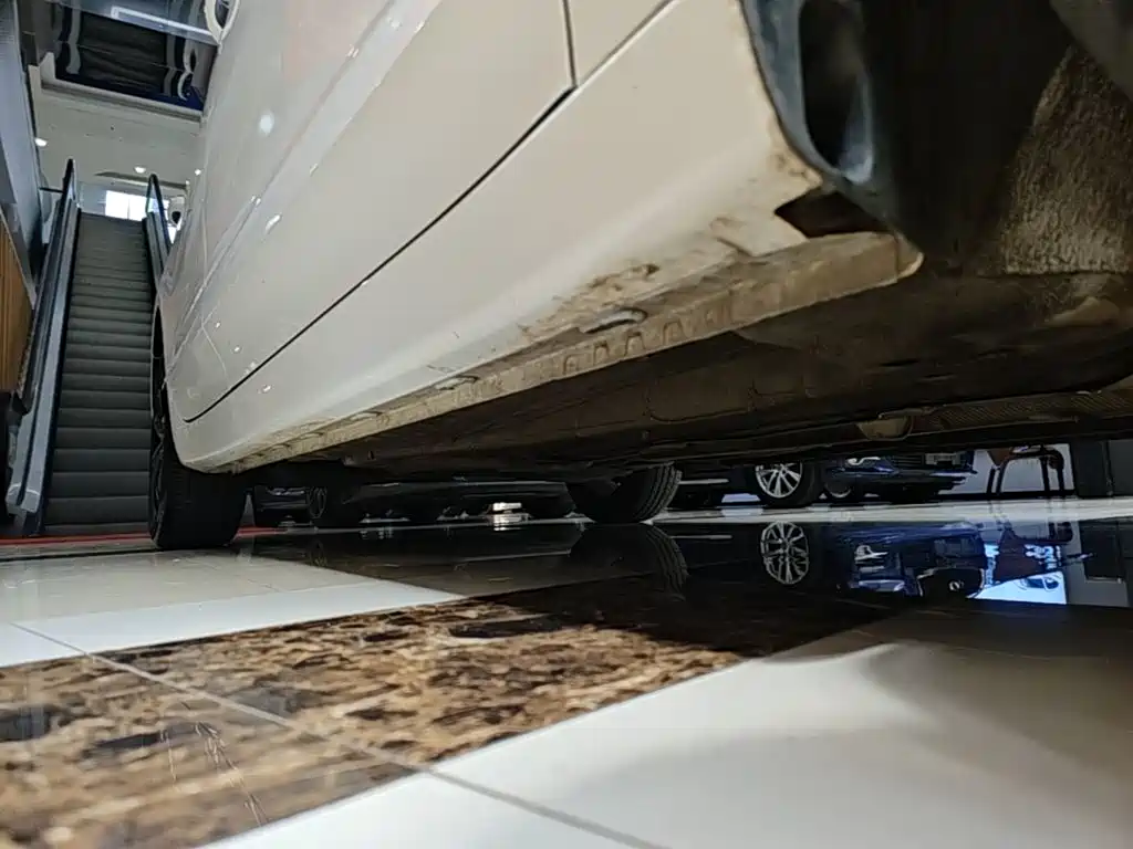 Roewe i5 — миниатюра 21