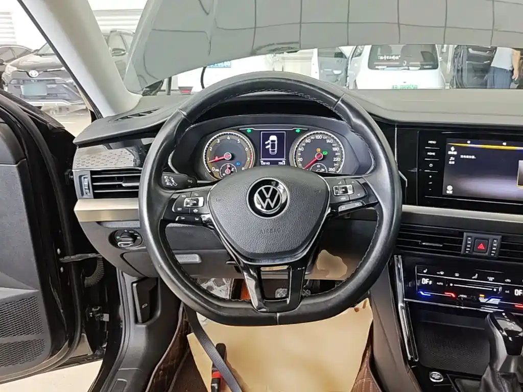 Volkswagen Passat — миниатюра 11