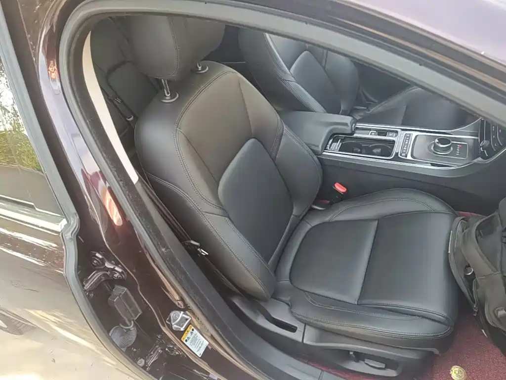 Jaguar XFL — миниатюра 25